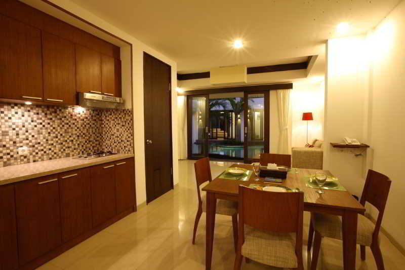 Seminyak Townhouse Aparthotel Luaran gambar