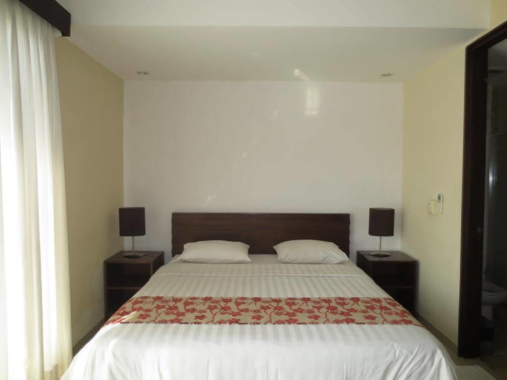 Seminyak Townhouse Aparthotel Luaran gambar
