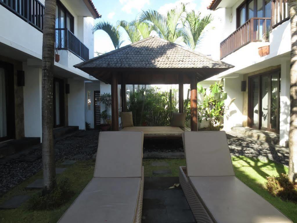 Seminyak Townhouse Aparthotel Luaran gambar